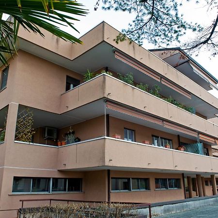 Sky View Apartment Como Dış mekan fotoğraf