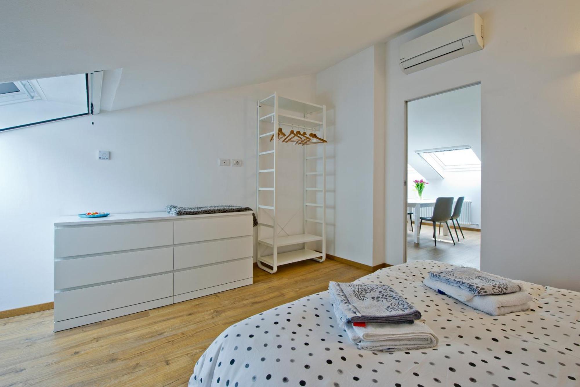 Sky View Apartment Como Dış mekan fotoğraf